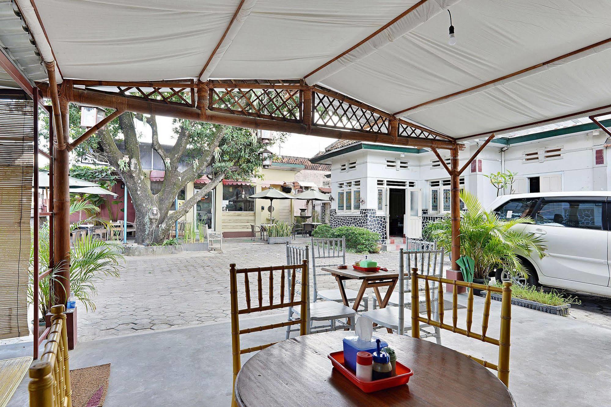 Zen Rooms Panembahan Kraton Yogyakarta Bagian luar foto